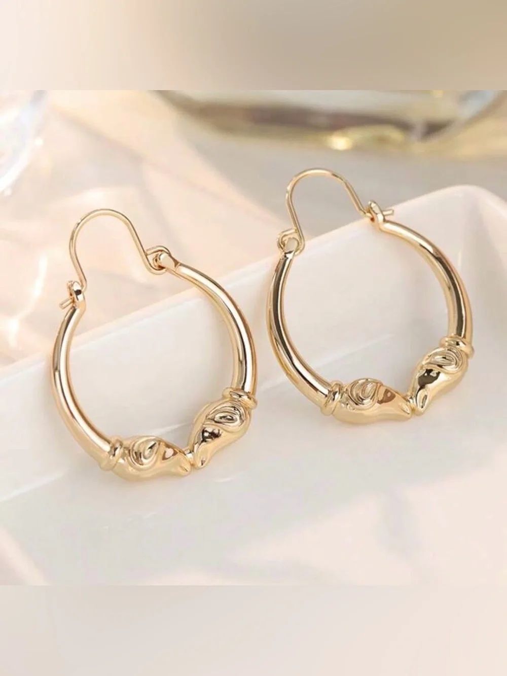 Goat Hoop Earrings N2424